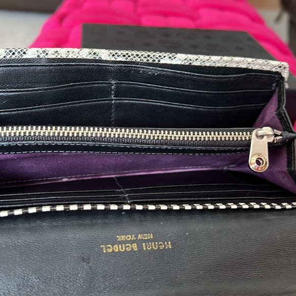 Henri Bendel Wallet-EUC - Picture 16 of 16
